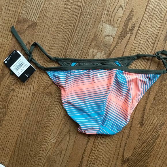 Nike side tie reversible swim bottoms - Picture 2 of 6